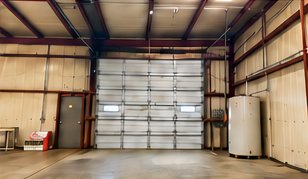 7,548 SF Warehouse · 812 McClaine St photo
