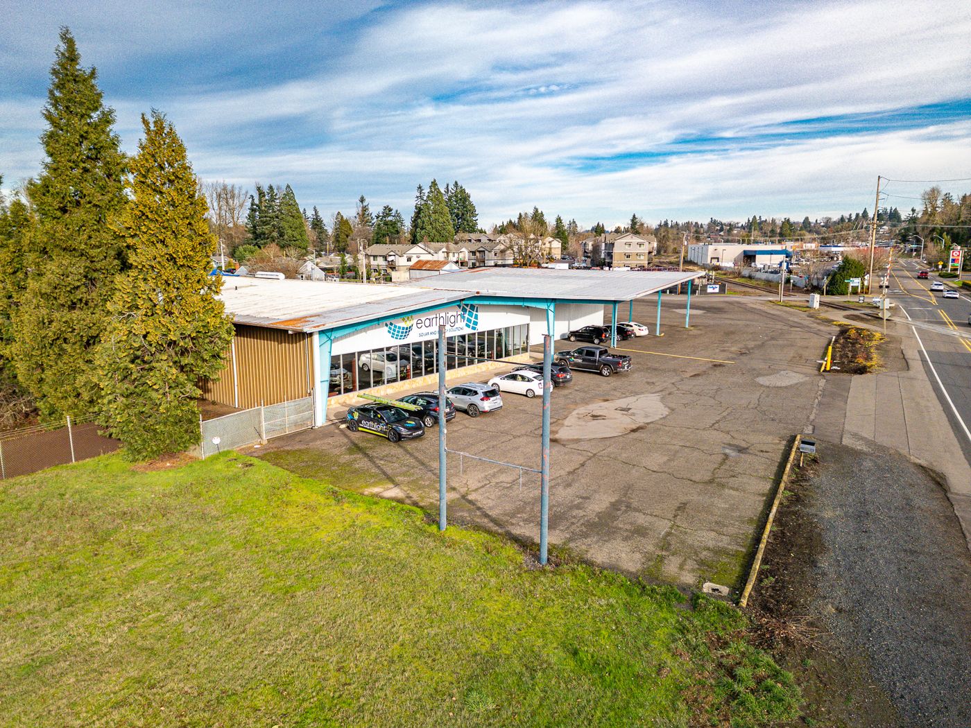 2.82 Industrial Acres + 18,400 SF Building photo